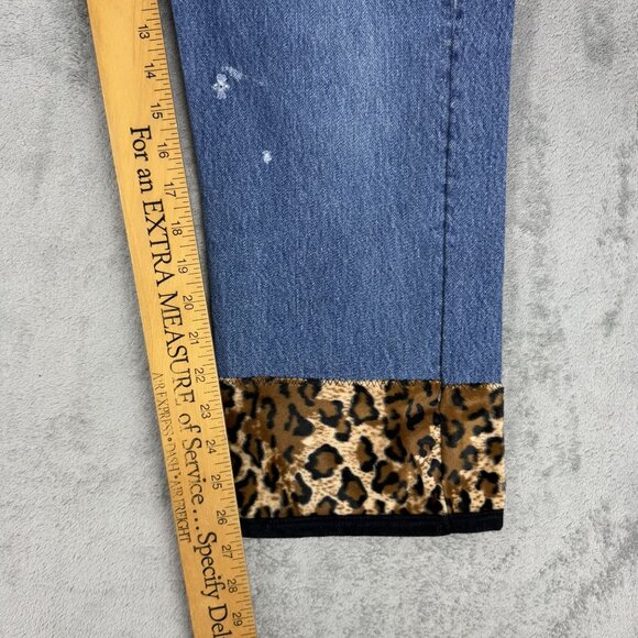 LEVIS 501xx Straight Leg Button Fly Womens Reworked Cheetah Print Denim Jeans 31 - Picture 9 of 10